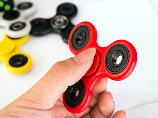 설명: 5 Simple Ways to Decorate Your Fidget Spinner