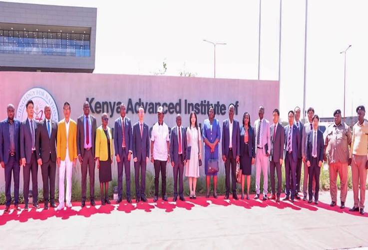 May be an image of 16 people and text that says 'Keny&Acvaraced d'varced Instityte KenyaA LIETA'