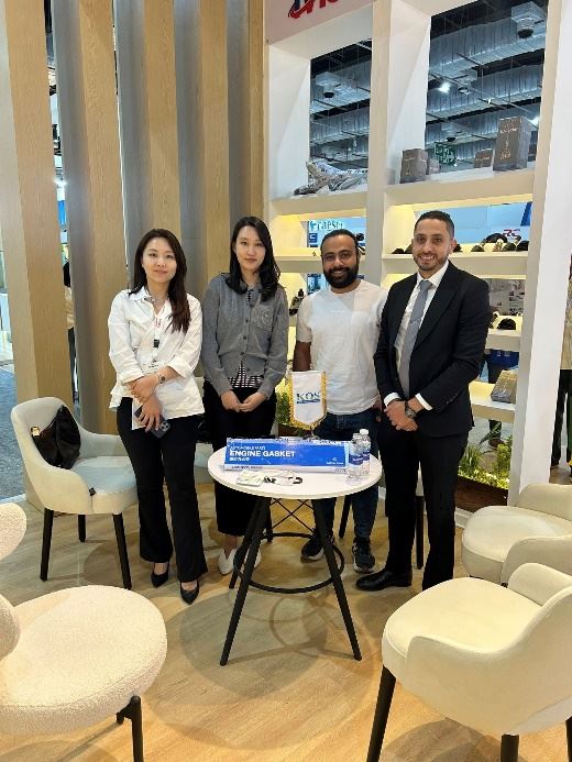 그림입니다. 원본 그림의 이름: image2.jpeg 원본 그림의 크기: 가로 520pixel, 세로 693pixel