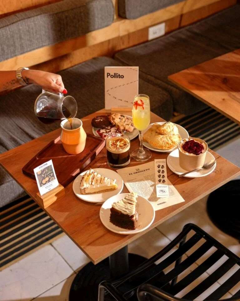 그림입니다.  원본 그림의 이름: image1.jpeg  원본 그림의 크기: 가로 768pixel, 세로 960pixel