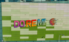 그림입니다.  원본 그림의 이름: doremi.png  원본 그림의 크기: 가로 861pixel, 세로 536pixel