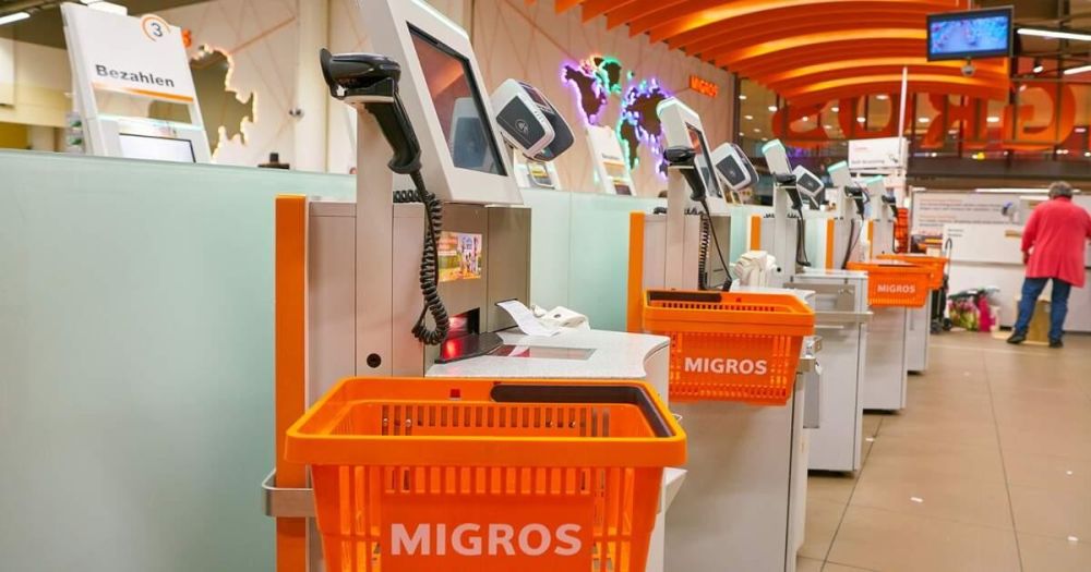 그림입니다. 원본 그림의 이름: migros 셀프 계산대.jpg 원본 그림의 크기: 가로 1200pixel, 세로 630pixel